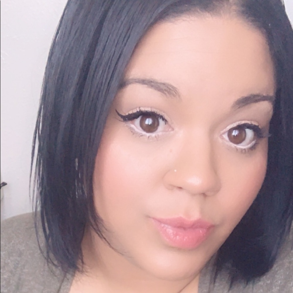 Meet your Posher, Janae